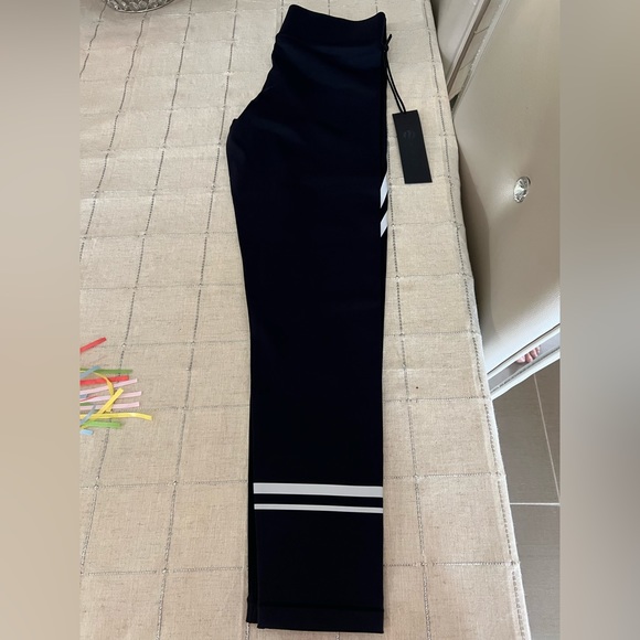 🆕 Noli Hype Reflective Legging - Picture 3 of 14